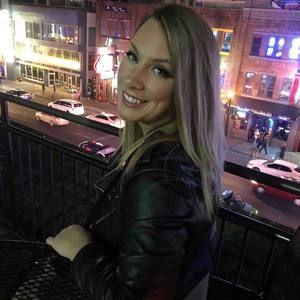 Meet your Posher, Angela